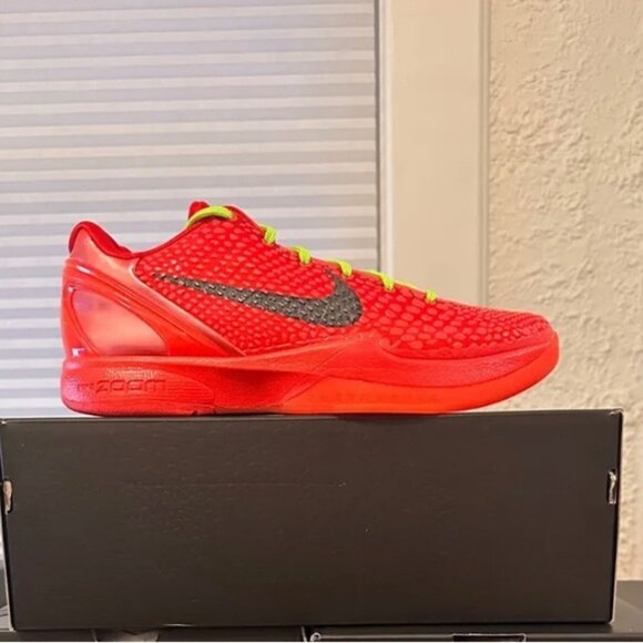 ZOOM KOBE 6 PROTRO 'REVERSE GRINCH' - Picture 5 of 9